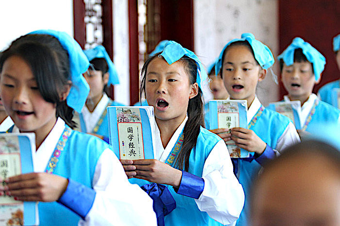 Click to enlarge Chinese schoolgirls