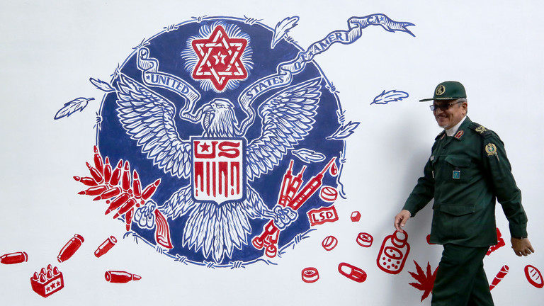 Click to enlarge US embassy mural tehran