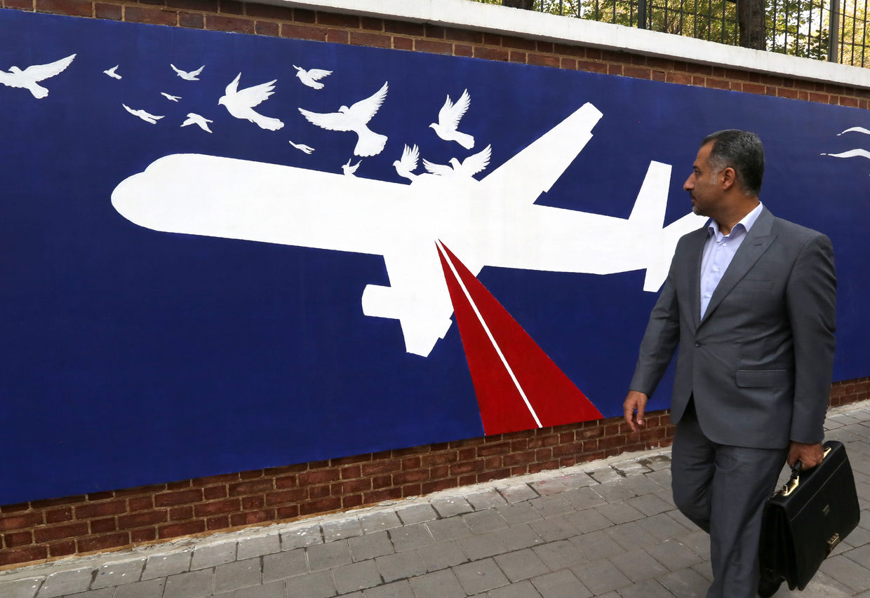 Click to enlarge iran us mural