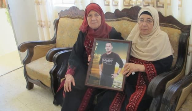 Halima and Hadiba Kayed, the first wife of the father of administrative detainee Bilal Kayed