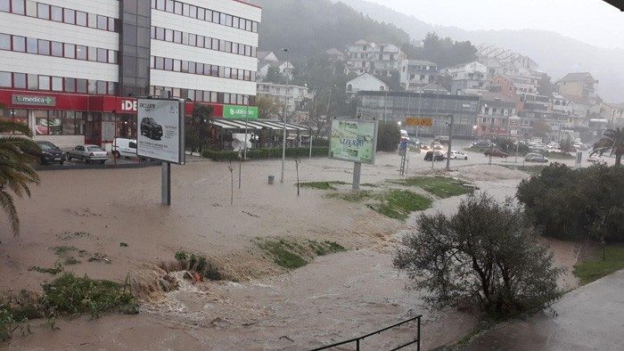 floods