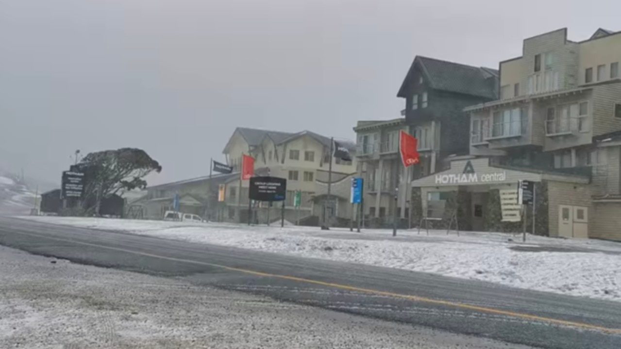 Click to enlarge November Snow