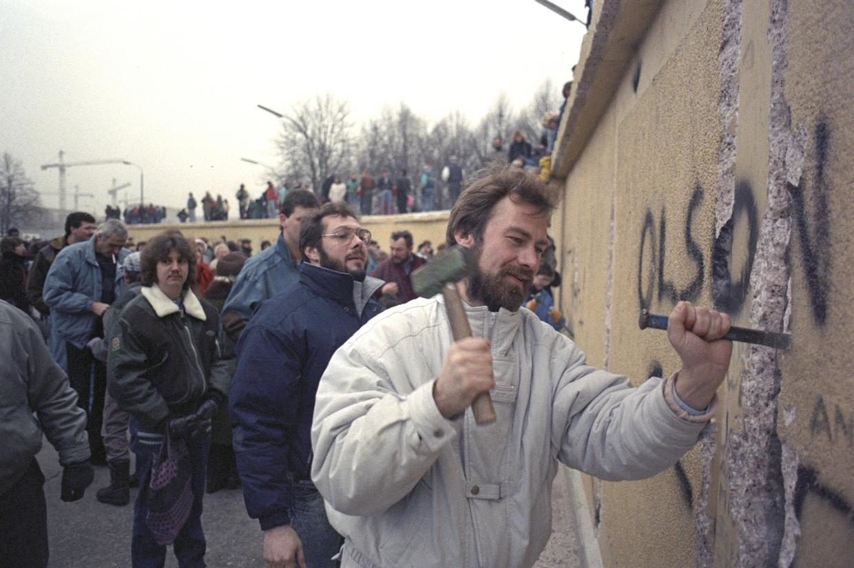 Click to enlarge Berlin Wall
