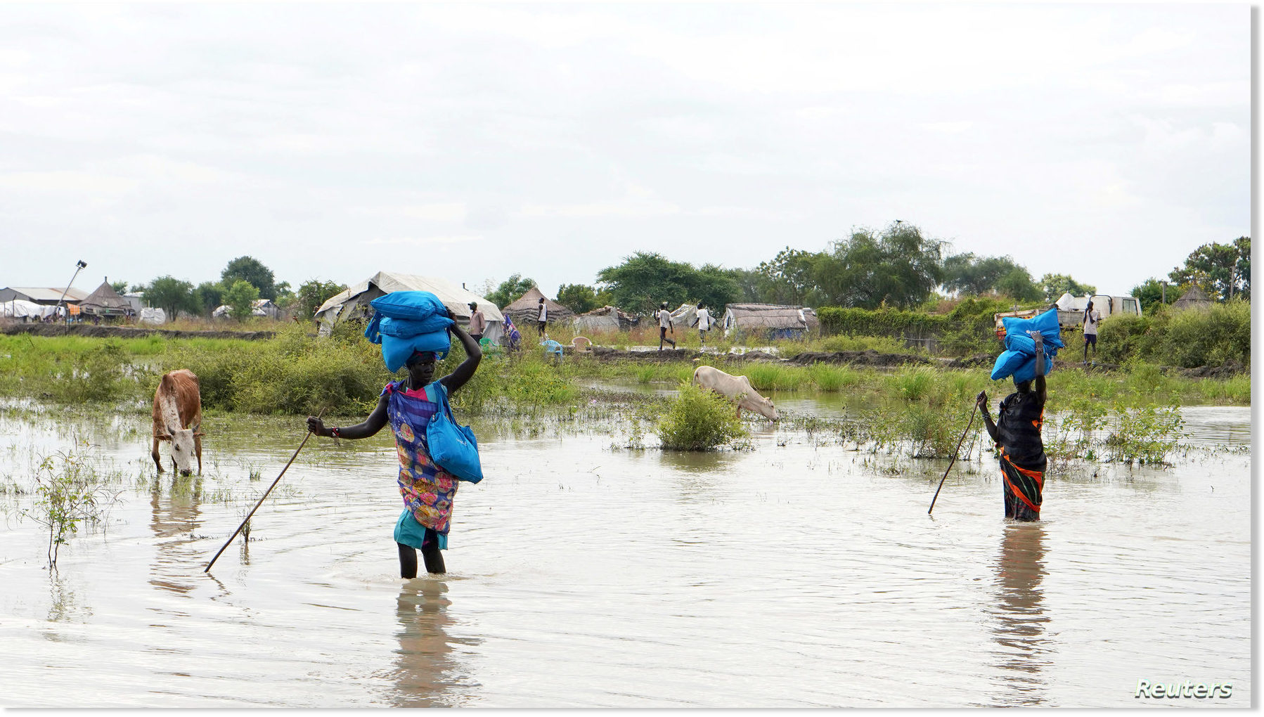Floods in South Sudan affecting nearly a million people year's worth