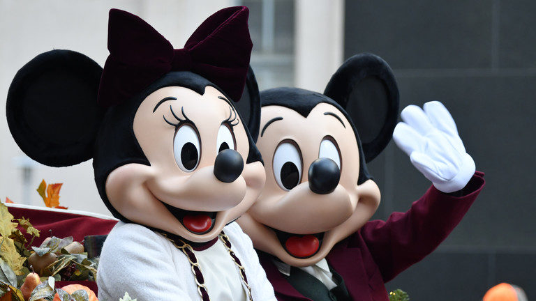 Click to enlarge Mickey and Minnie Mouse