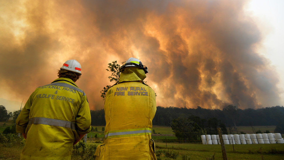 Click to enlarge Australia bushfire