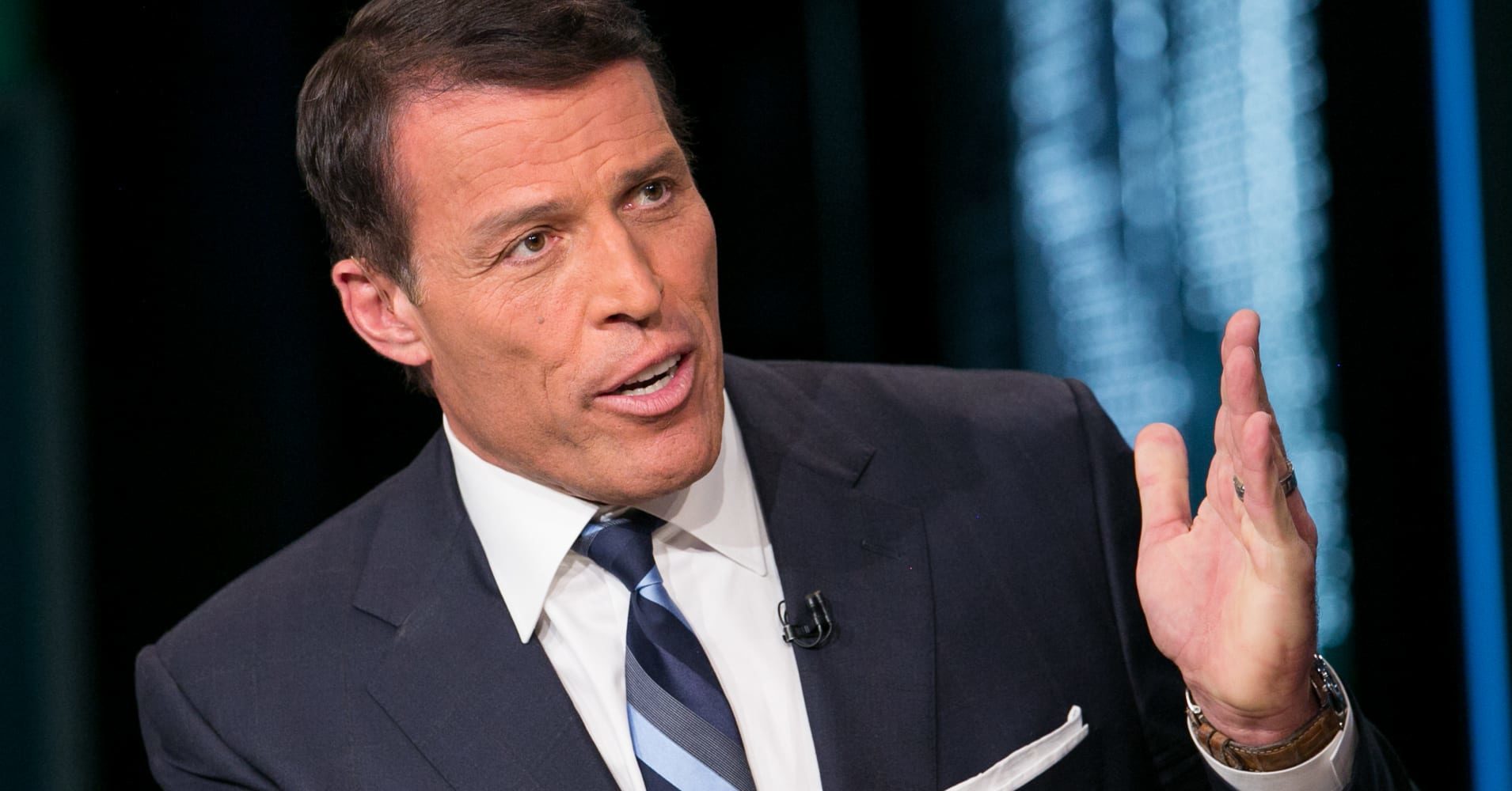 Tony Robbins Who is watching the watchdogs? — Society's Child —