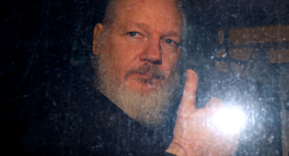 julian Assange