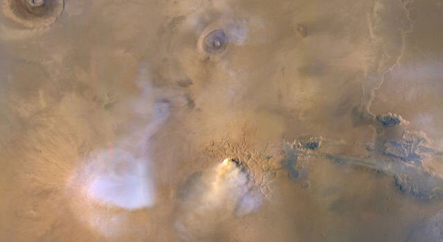 Click to enlarge Mars dust tower