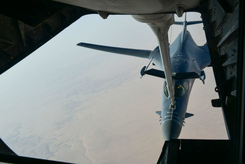 Click to enlarge US Air Force B-1 Bomber