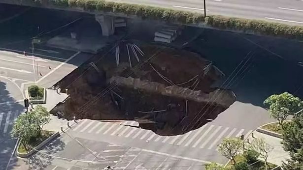 Water started to fill up the sinkhole while the rescue work was underway