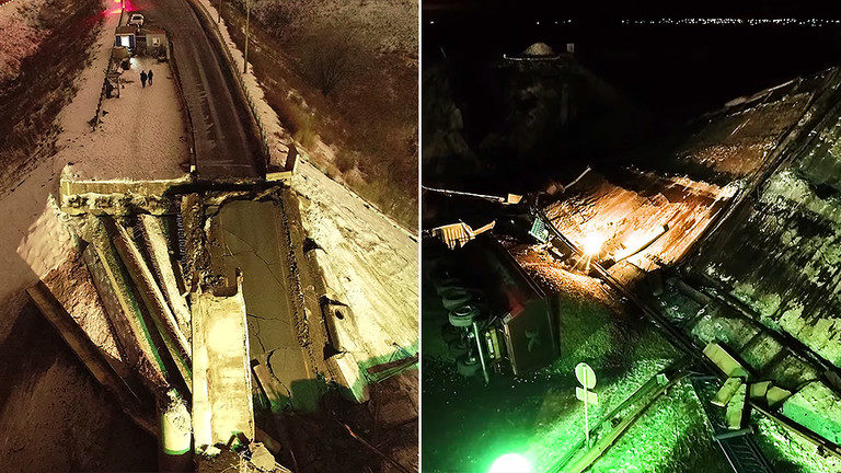 bridge collapse Russia