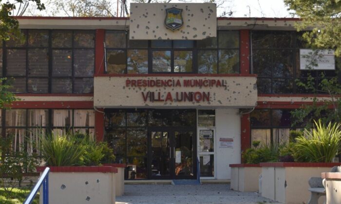 Click to enlarge The City Hall of Villa Union
