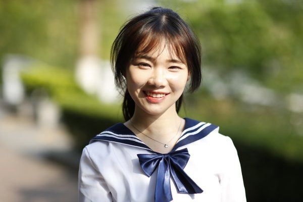 Click to enlarge Chinese girl