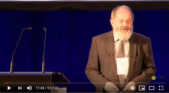 Prof em Christian