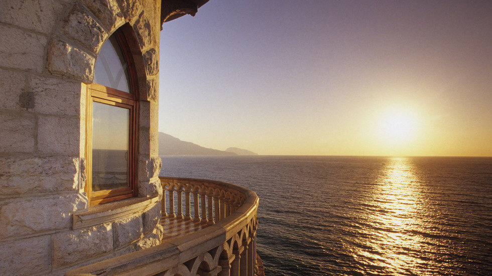 Click to enlarge Crimea Swallow's Nest Castle