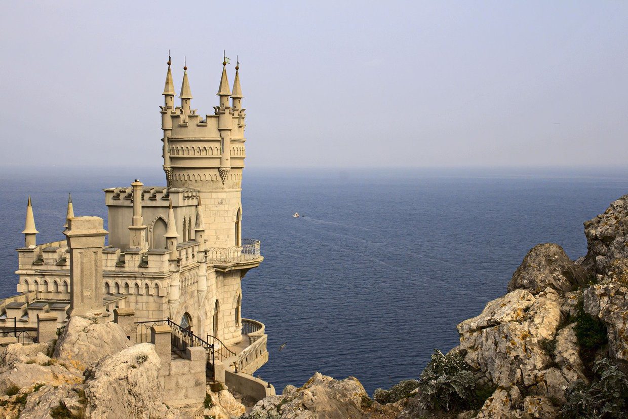 Click to enlarge Swallow's Nest Castle Crimea