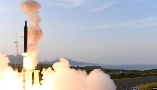 Click to enlarge israeli missile