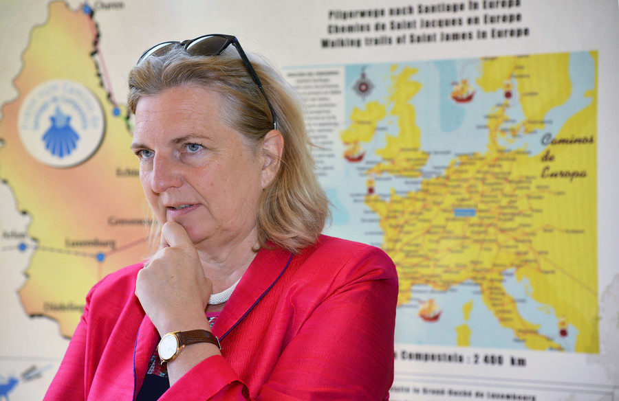 Click to enlarge Karin Kneissel
