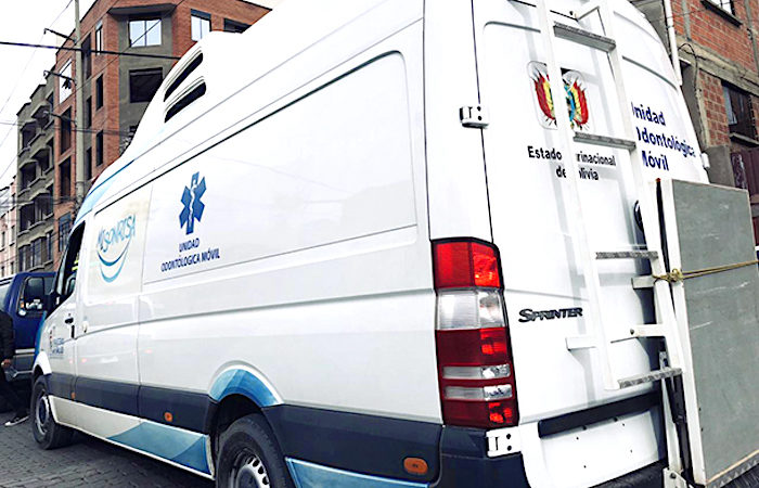Click to enlarge Dental truck