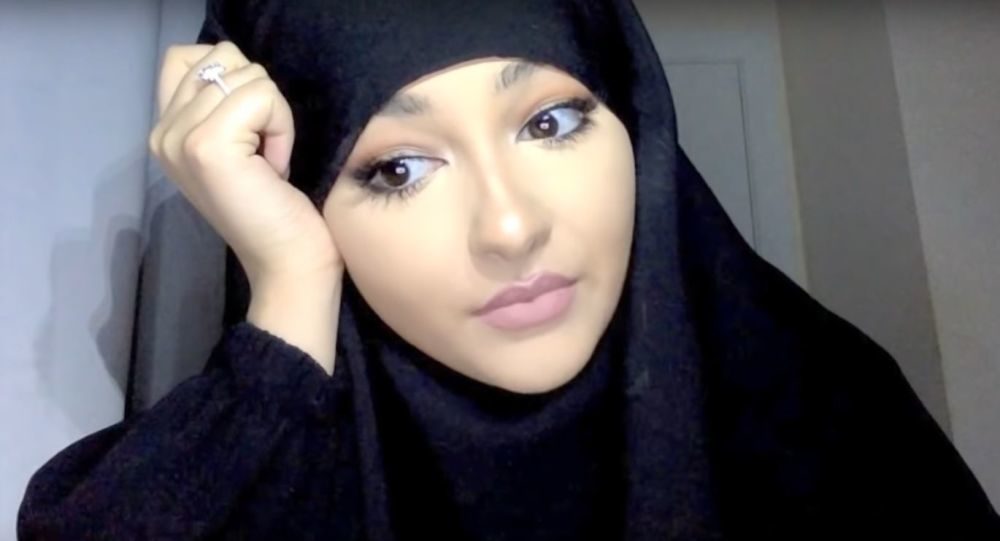Click to enlarge Amaani Noor beauty queen jihadi