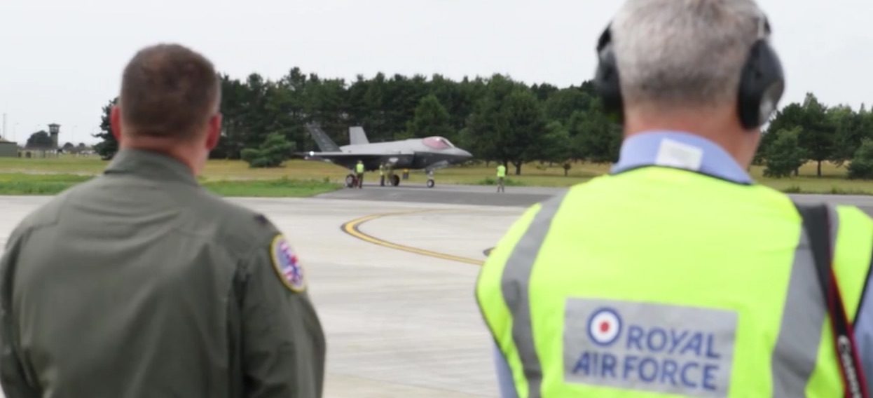 US and British ground staff monitor flight fueling at RAF Fairford