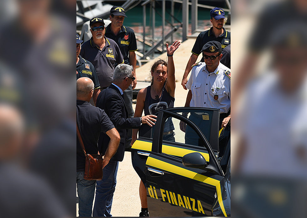 Click to enlarge carola rackete smuggler