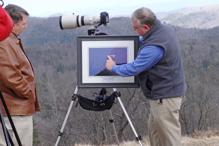 Click to enlarge brown mountain lights