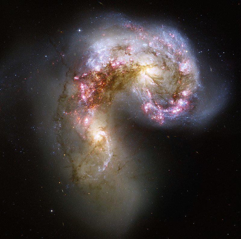 Click to enlarge starburst galaxy antennae