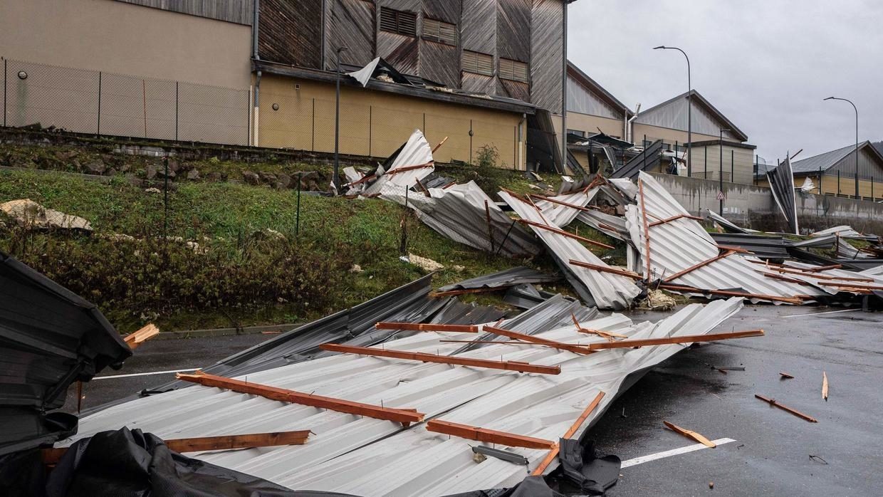Click to enlarge DAMAGE