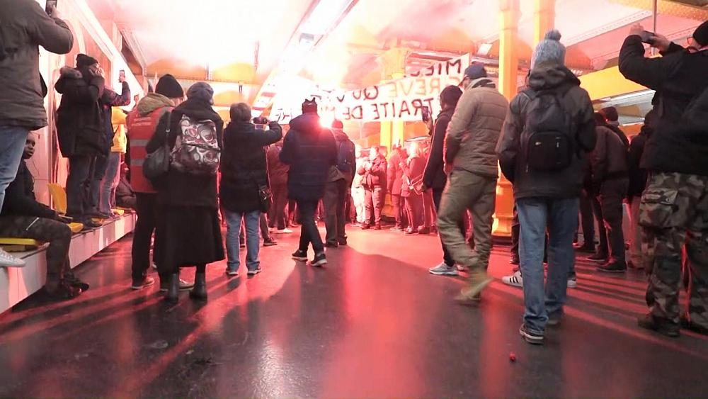 Protests at Gare de Lyon