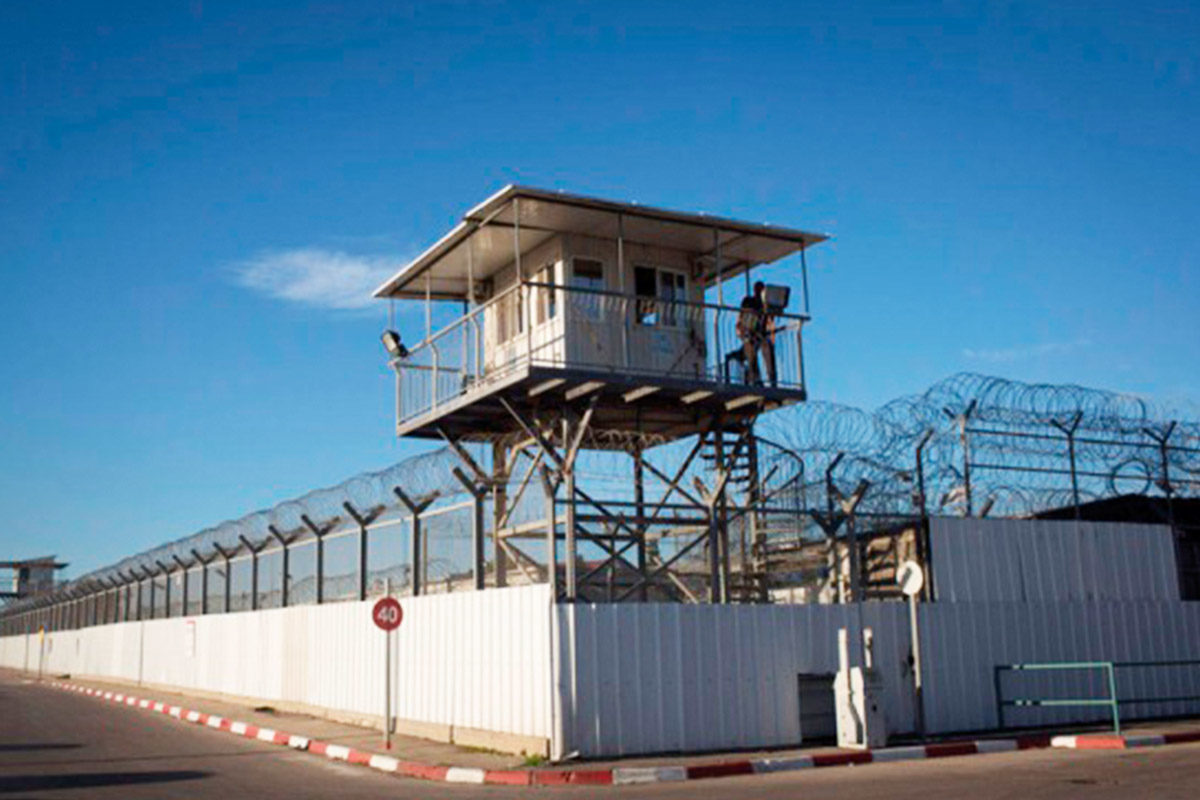 Click to enlarge israel prison meggido