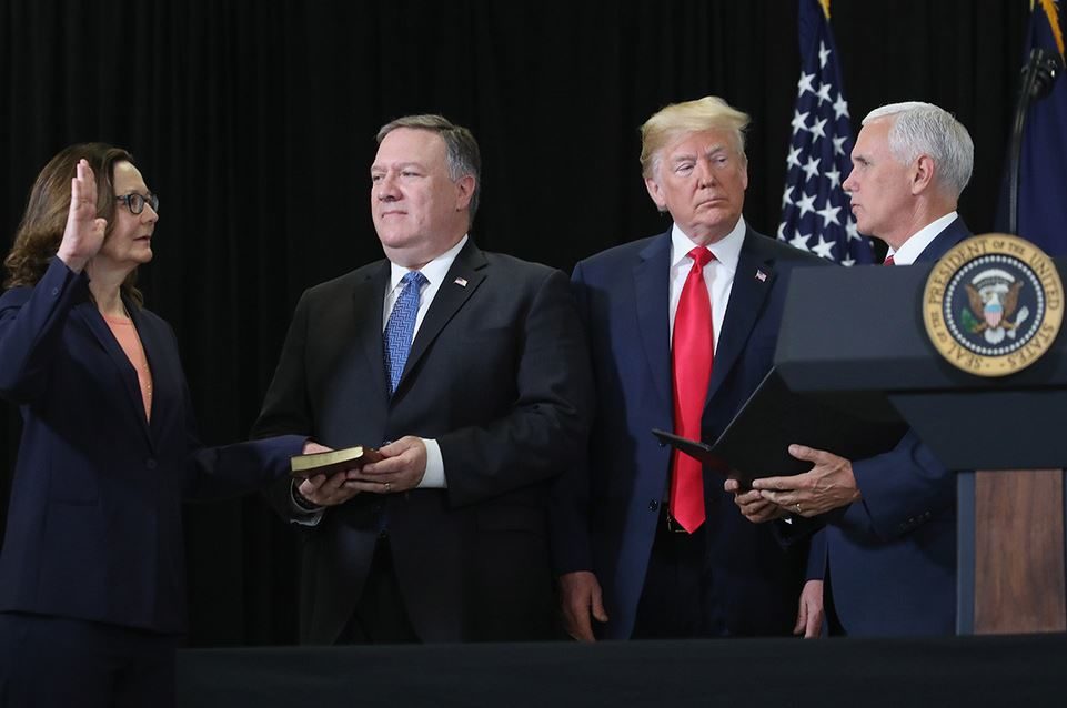 Click to enlarge gina haspel cia swear in