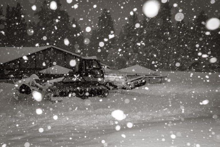 Click to enlarge The snow coming down hard in Big Bear this morning.