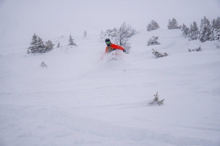 Click to enlarge A good looking powder day in Lake Louise, December 22.