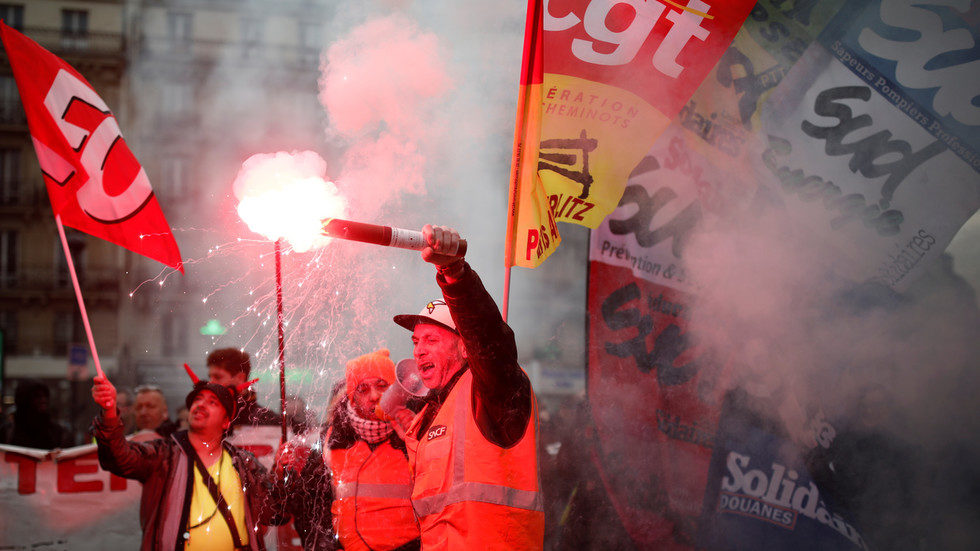 protests paris
