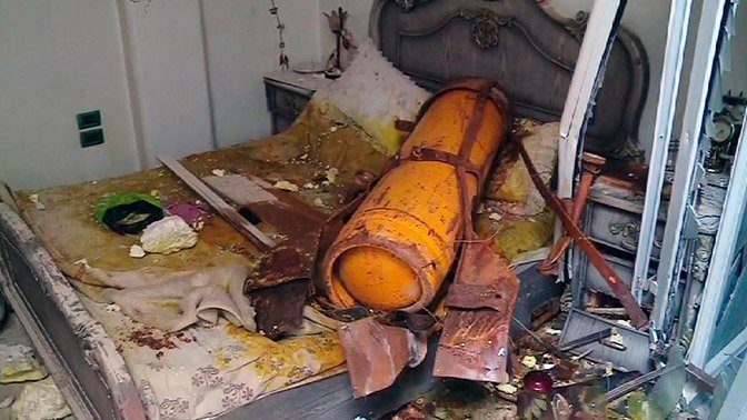 Click to enlarge Douma gas attack fake photo