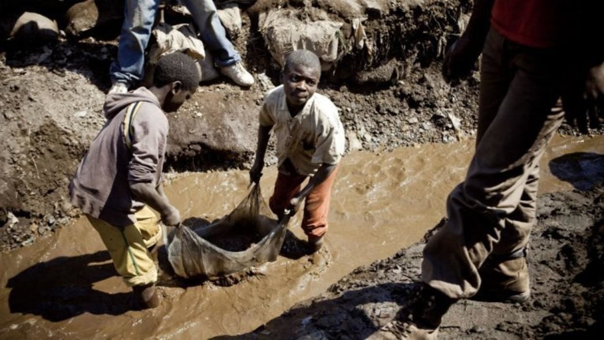 Children working in Cobalt Mines, DR Congo