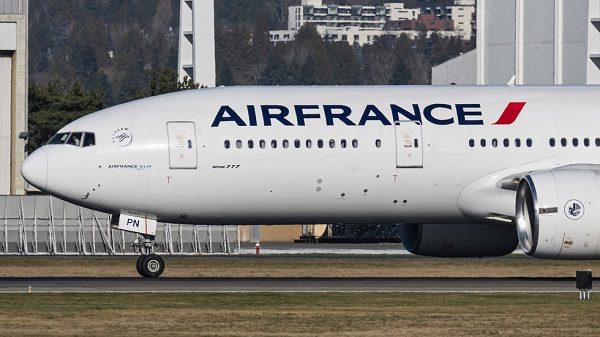 Click to enlarge Air France Boeing 777 jet