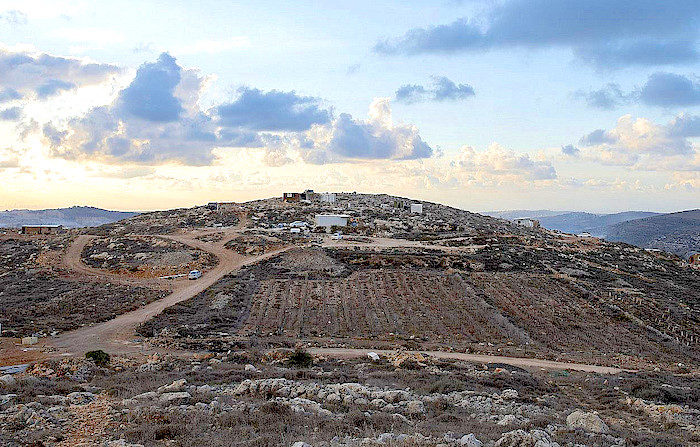 Click to enlarge Kom Ori