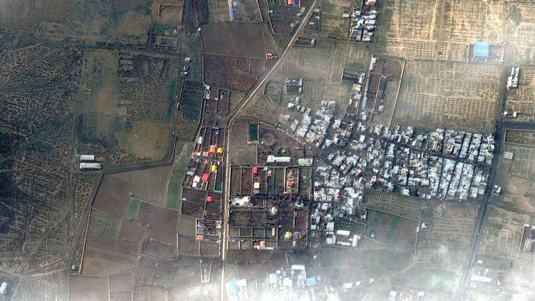 Click to enlarge Khomeini airport