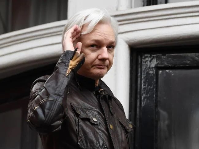Click to enlarge julian assange