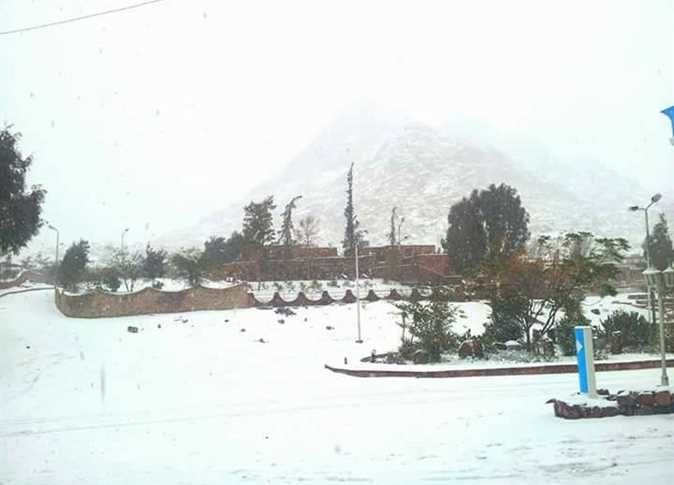 SNOW