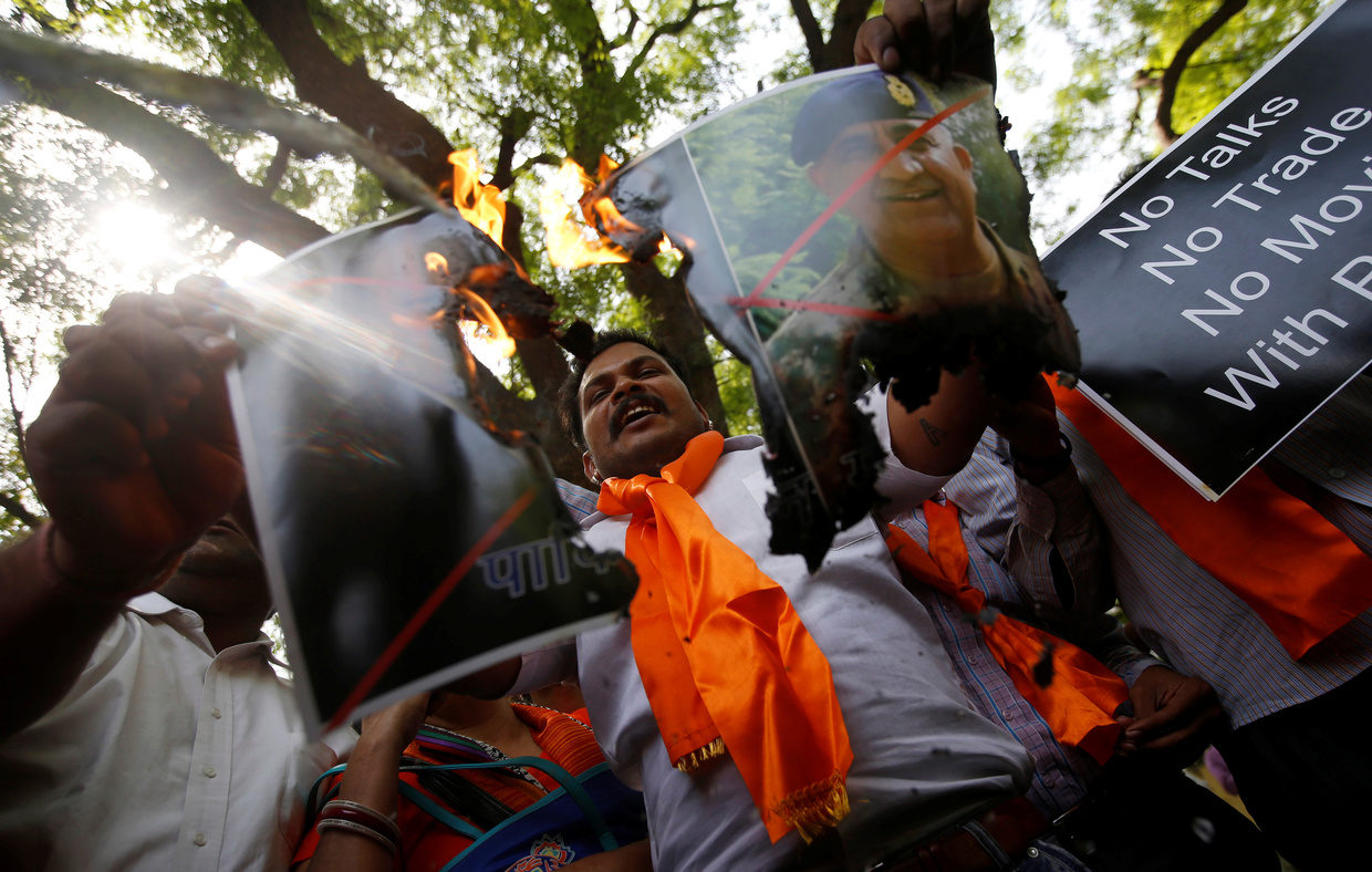 Anti-Pakistani Indian Protestor