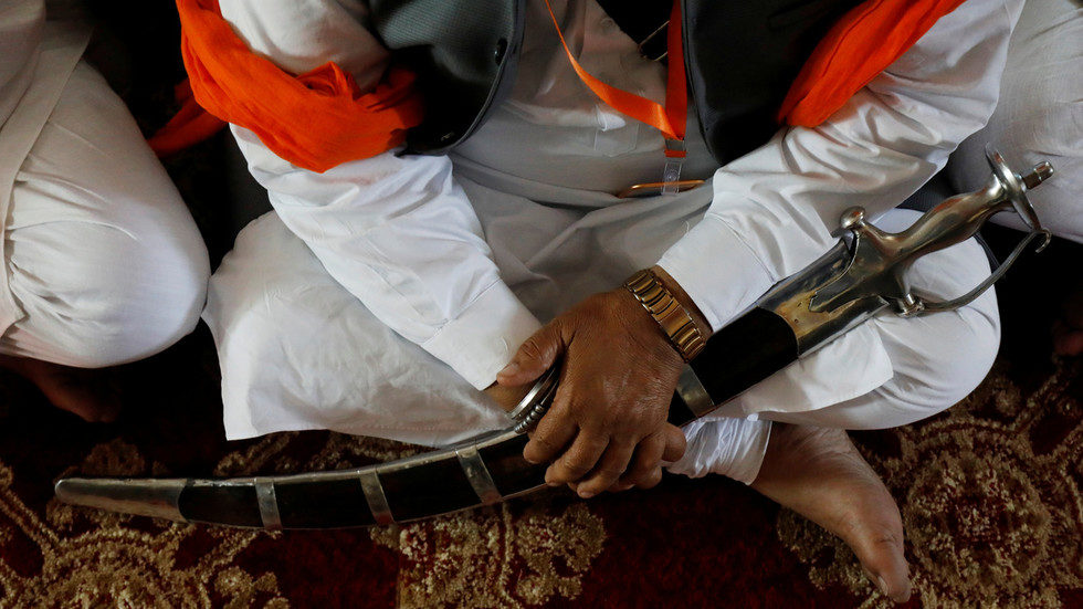 Sikh devotee