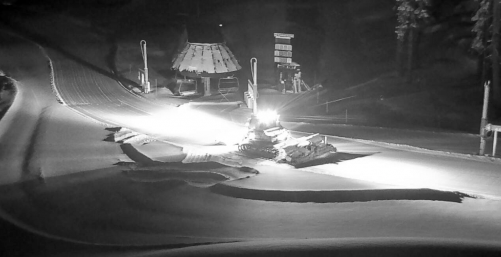 Click to enlarge Sierra-at-Tahoe is busy Friday morning after receiving about 17 inches of fresh snow.