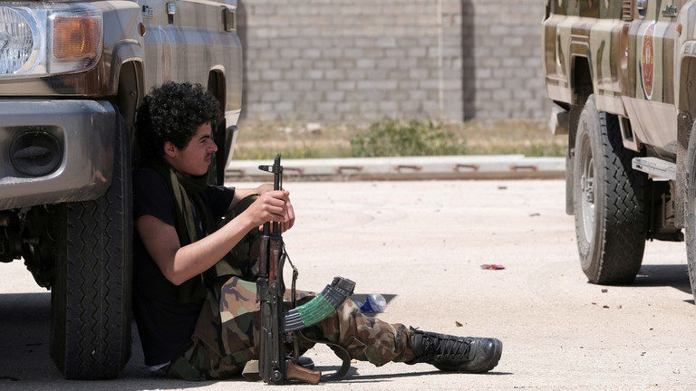 Click to enlarge Libya army