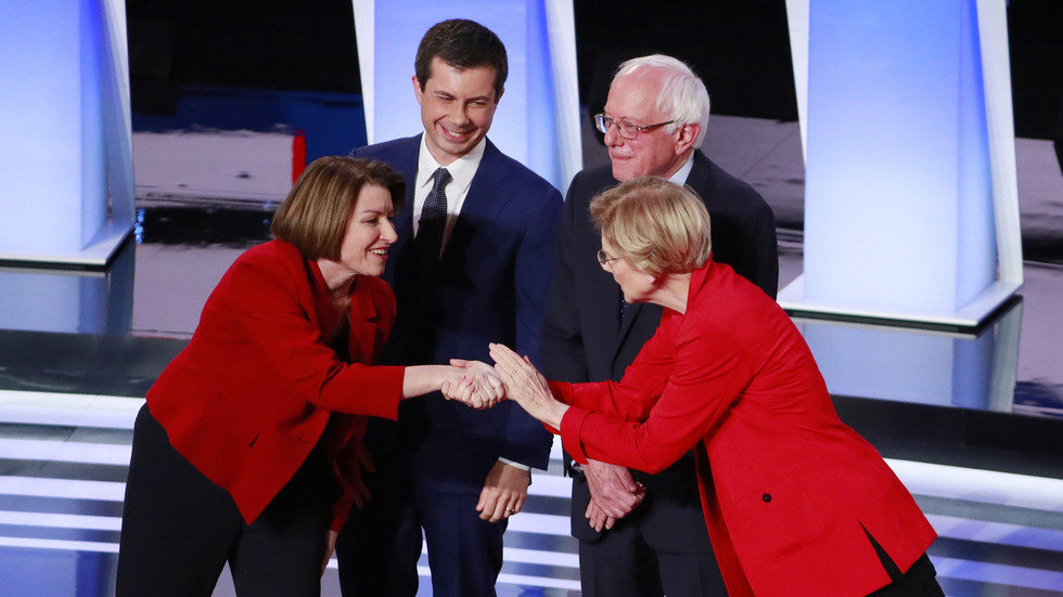 Click to enlarge Amy Klobuchar and Elizabeth Warren