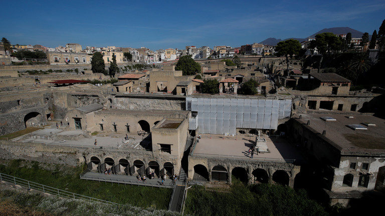 Click to enlarge Herculaneum