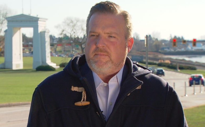 Immigration lawyer Len Saunders
